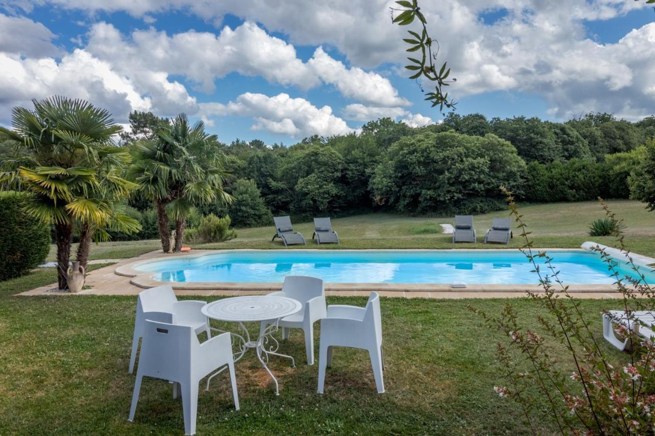 Les Cabanes De Rouffignac Villa Екстериор снимка
