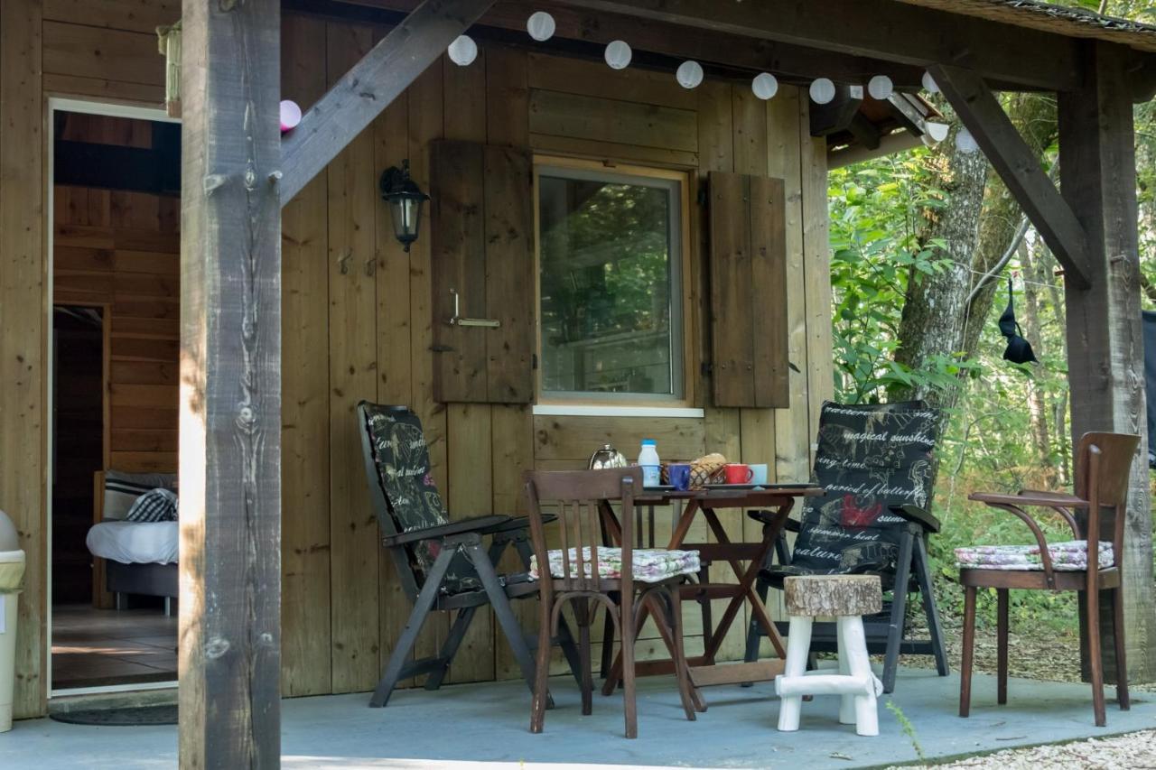 Les Cabanes De Rouffignac Villa Екстериор снимка