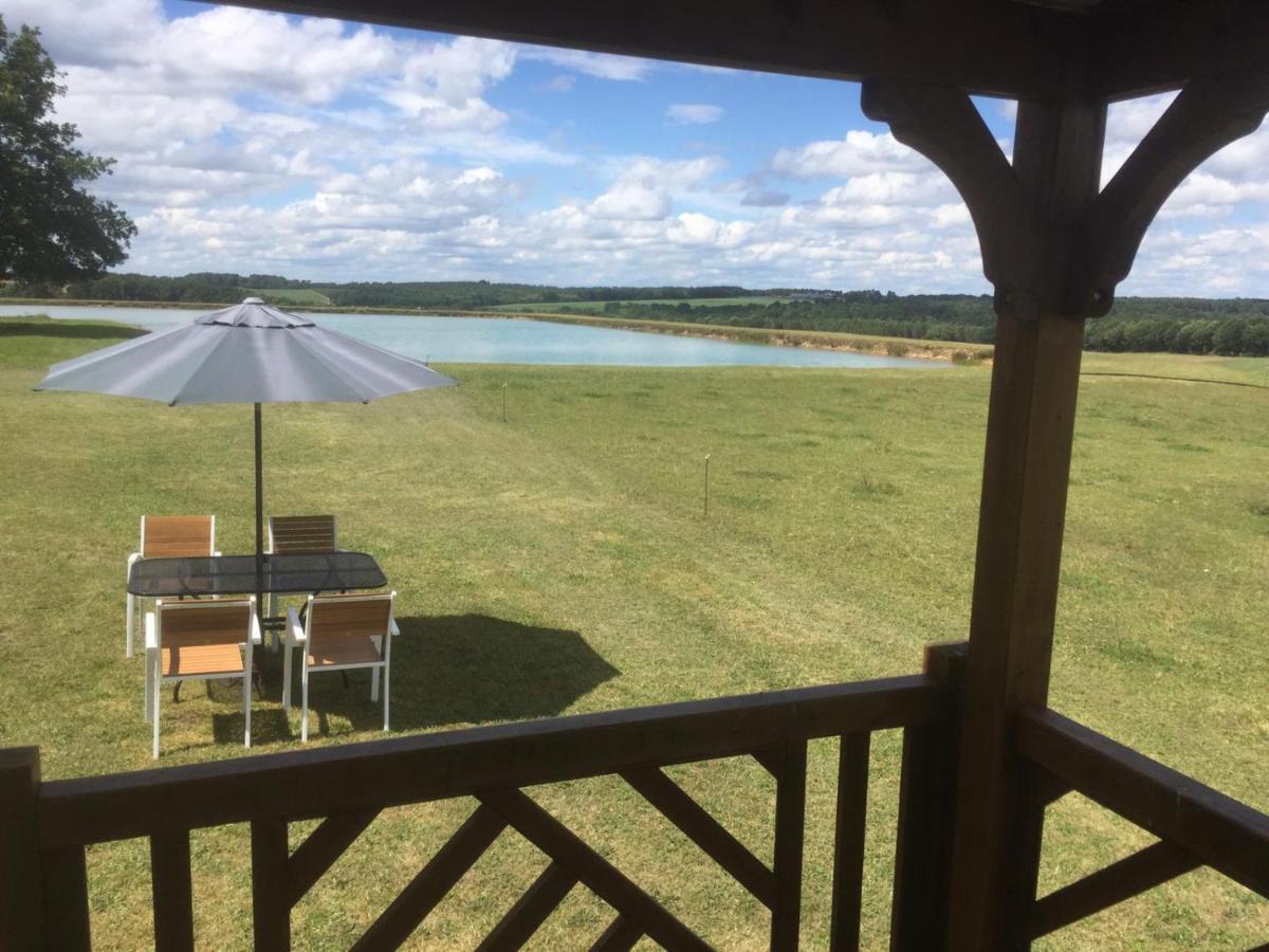 Les Cabanes De Rouffignac Villa Екстериор снимка